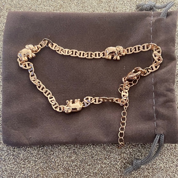 Elephant Charm Gold Bracelet - Picture 1 of 1